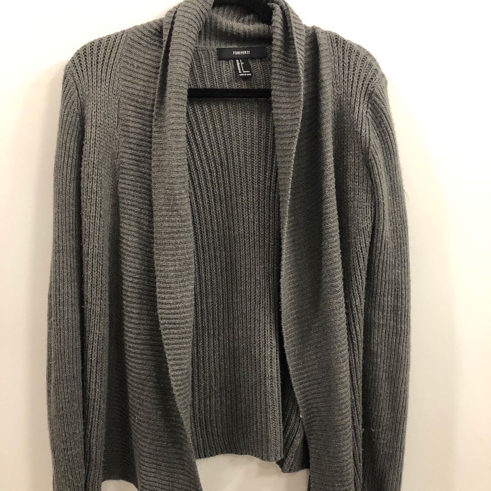 Forever 21 Basic Grey Sweater